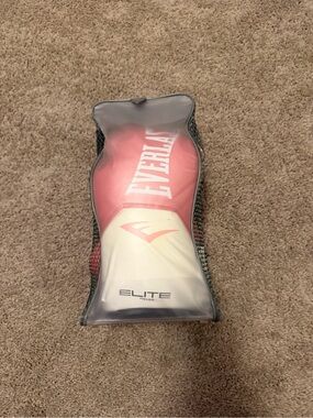 Everlast Pink and White Elite Boxing Gloves